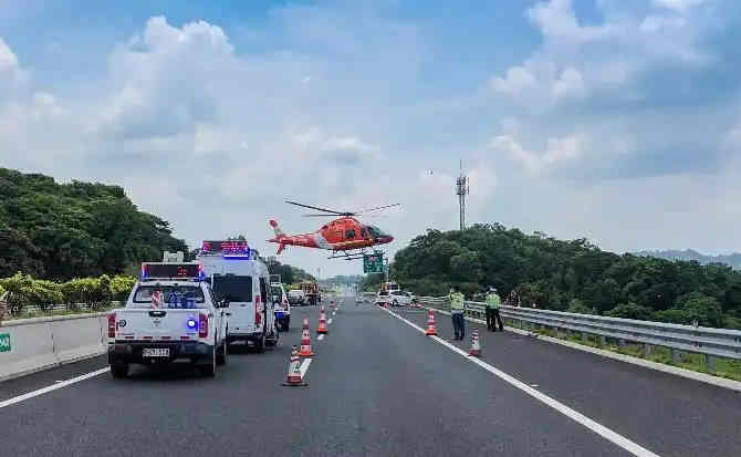 淮安区高速公路汽车救援案例